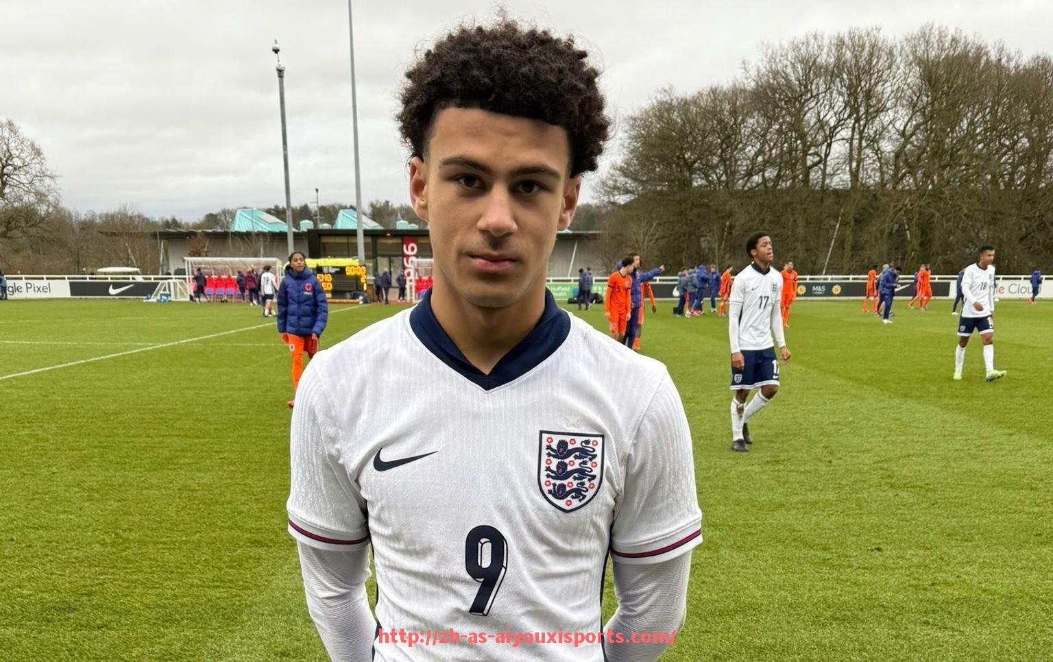 爱游戏体育官网-世俱杯扩军政策是否利于中小俱乐部发展的综合评估报告